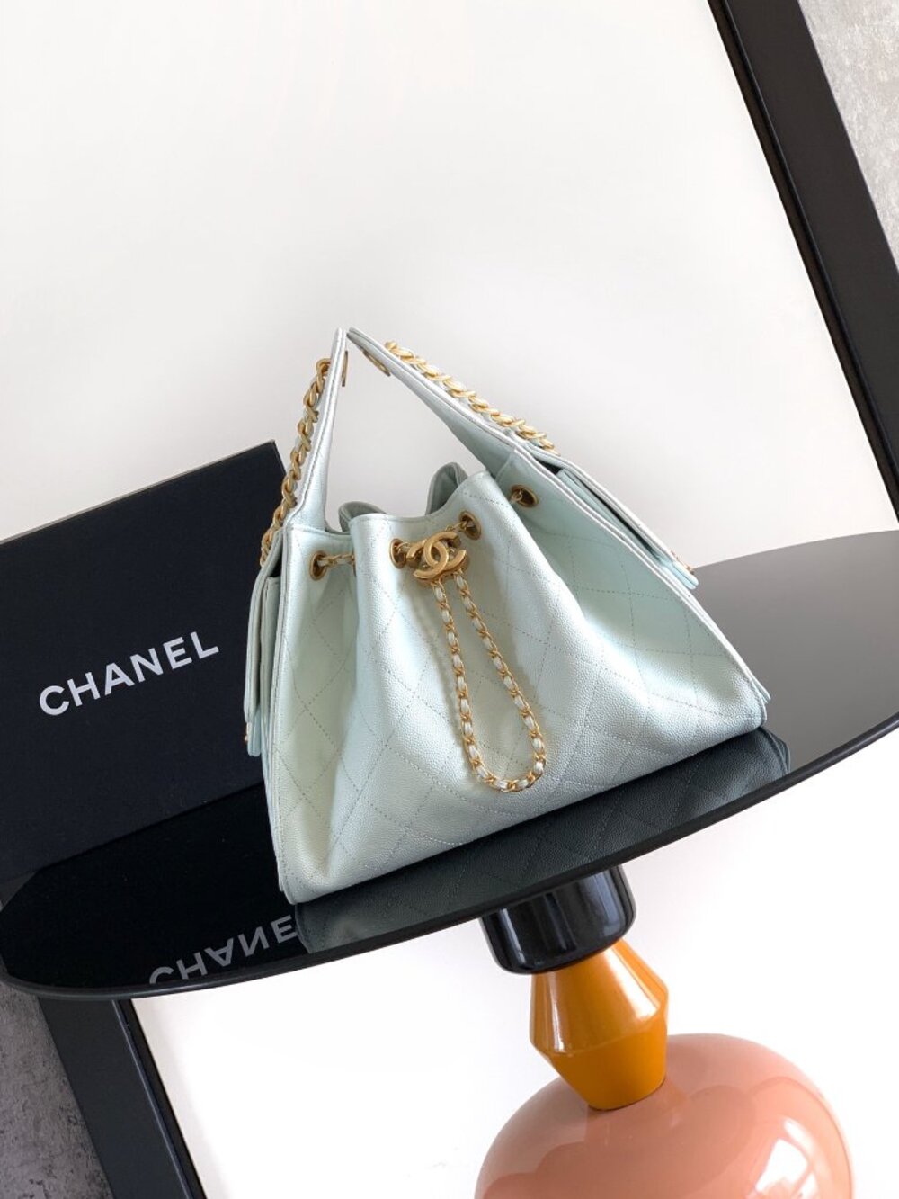 Classic CHANEL Bags: A Stylish and Versatile Choice for Elegance